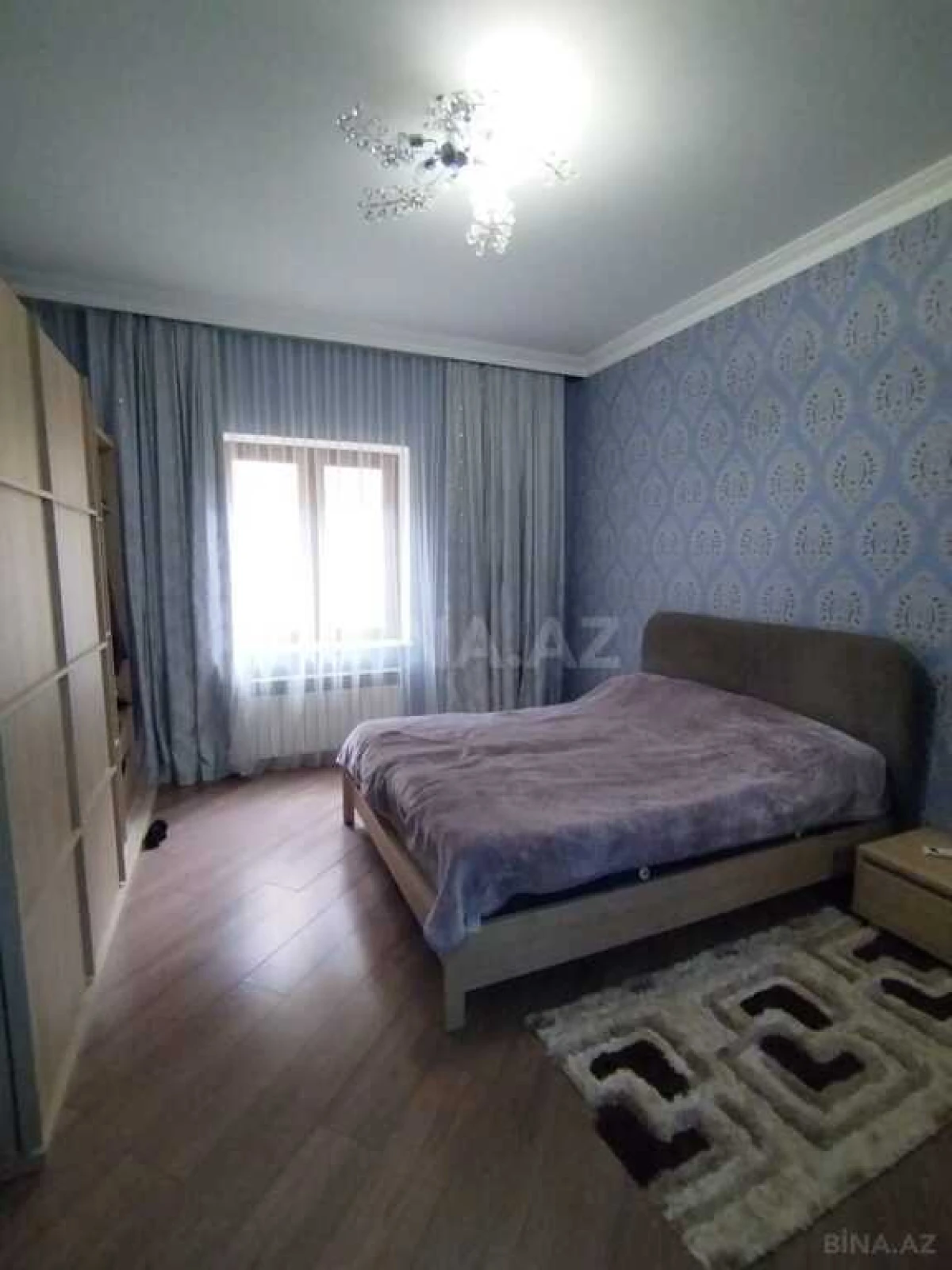 Satılır 9 otaqlı həyət evi 420 m²