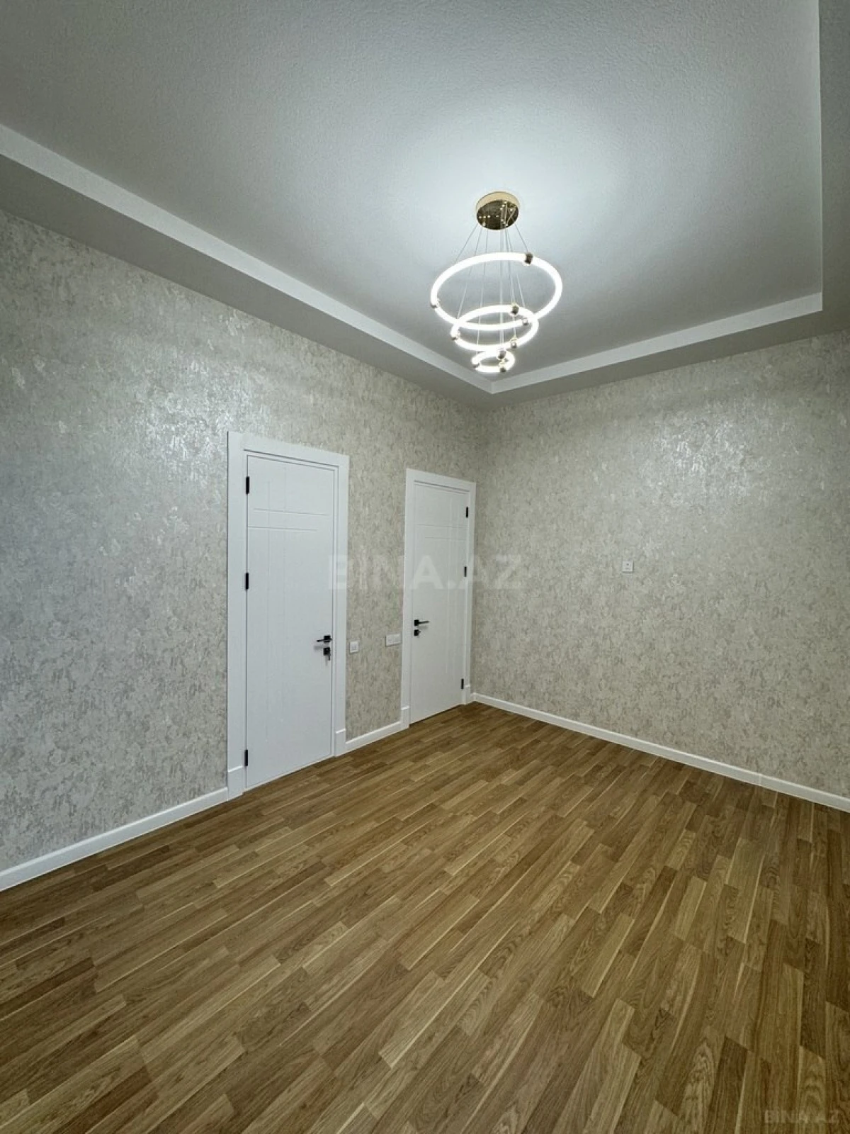 Satılır 4 otaqlı həyət evi 160 m²