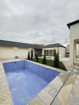 Satılır 4 otaqlı həyət evi 160 m²