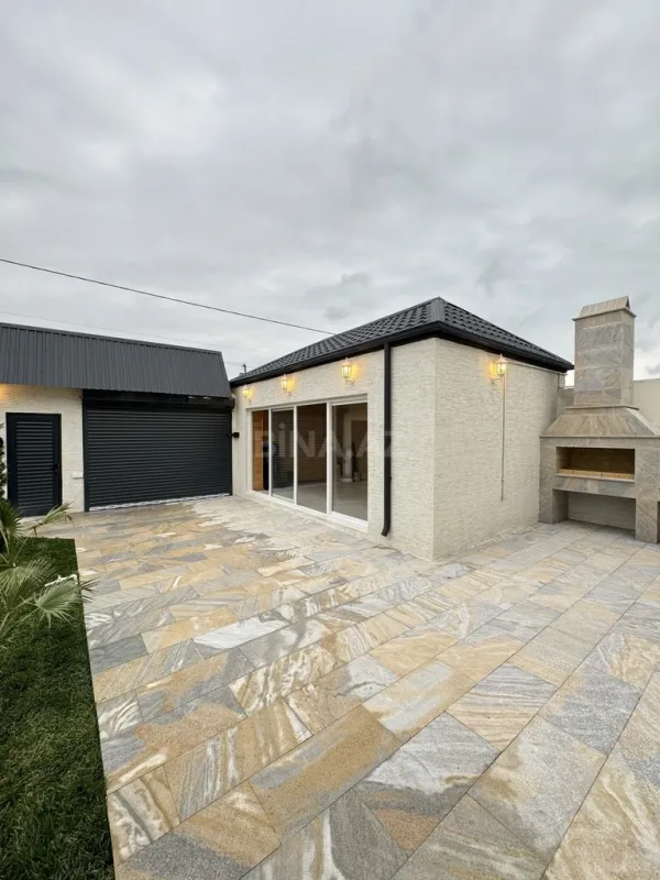 Satılır 4 otaqlı həyət evi 160 m²
