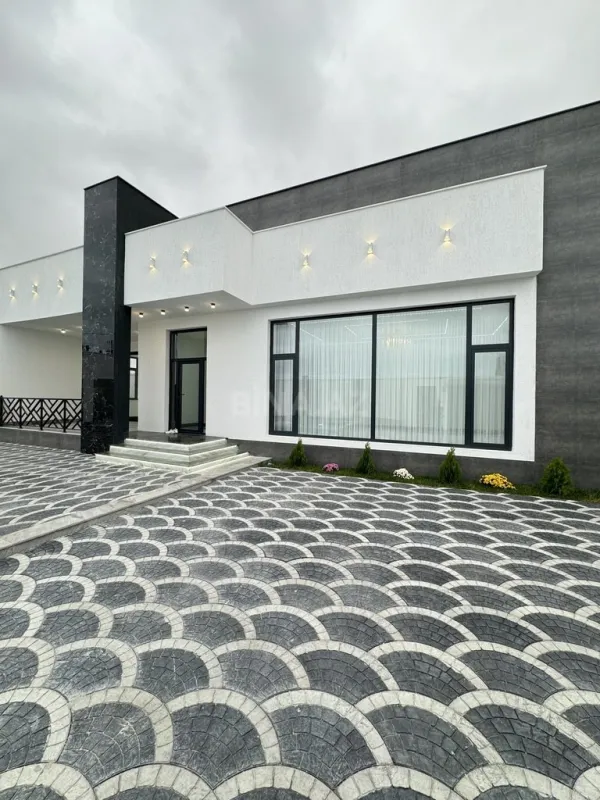 Satılır 4 otaqlı həyət evi 220 m²