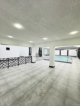 Satılır 4 otaqlı həyət evi 220 m²