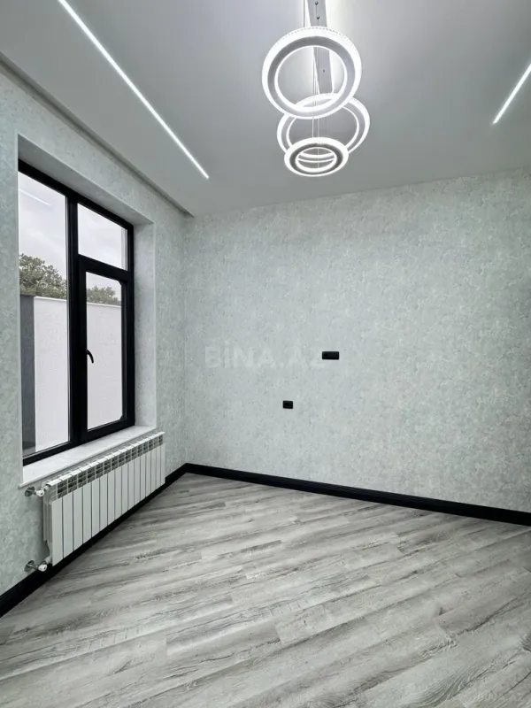 Satılır 4 otaqlı həyət evi 220 m²