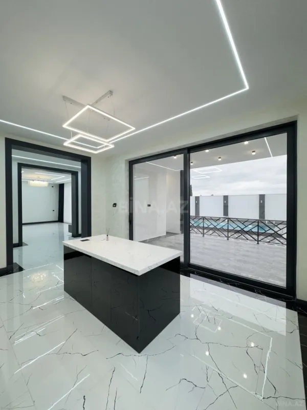 Satılır 4 otaqlı həyət evi 220 m²