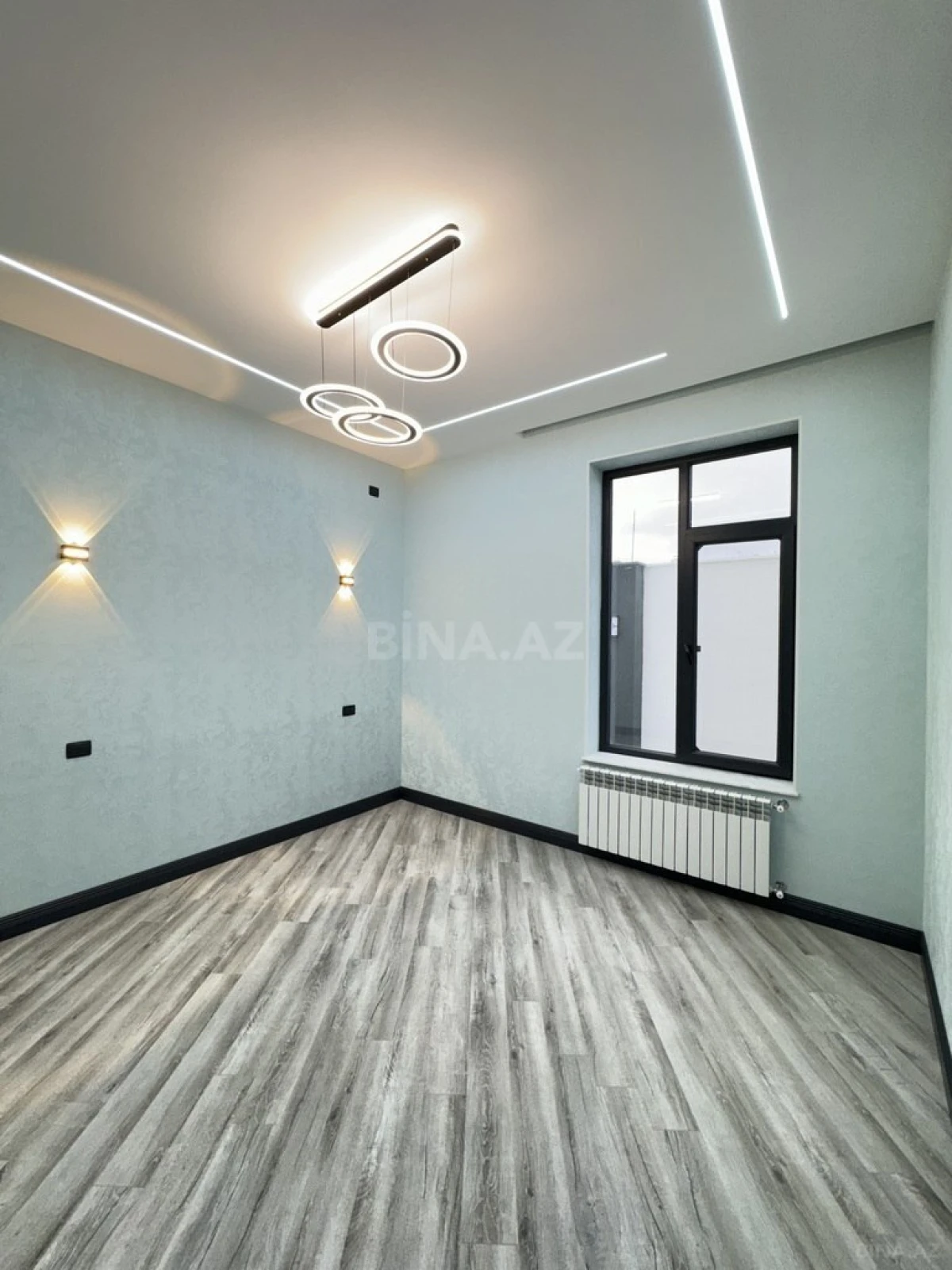 Satılır 4 otaqlı həyət evi 220 m²