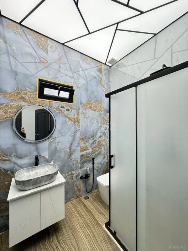 Satılır 4 otaqlı həyət evi 220 m²