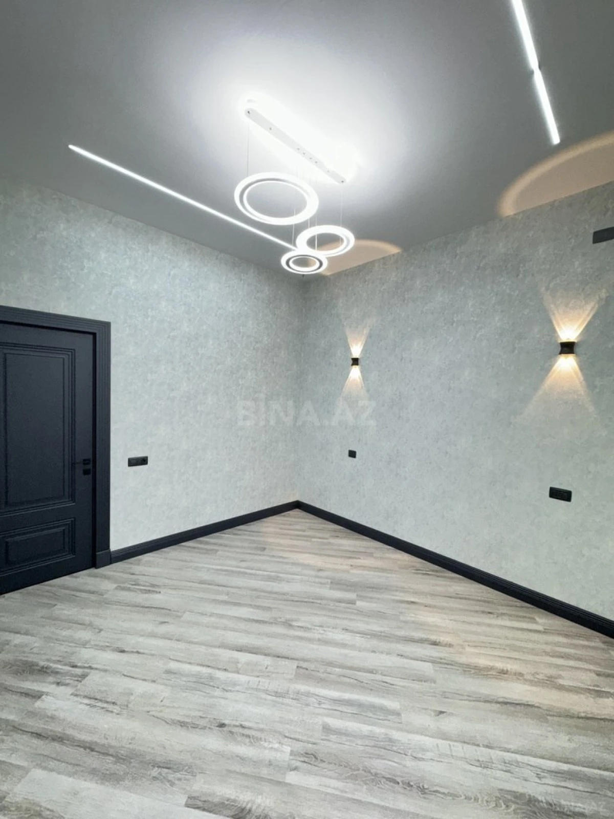 Satılır 4 otaqlı həyət evi 220 m²