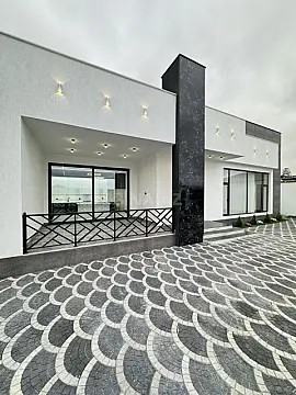 Satılır 4 otaqlı həyət evi 220 m²