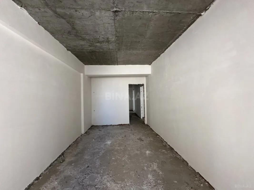Satılır 4 otaqlı mənzil 171 m²