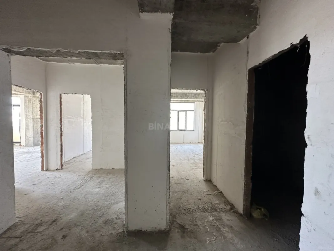 Satılır 3 otaqlı mənzil 96 m²
