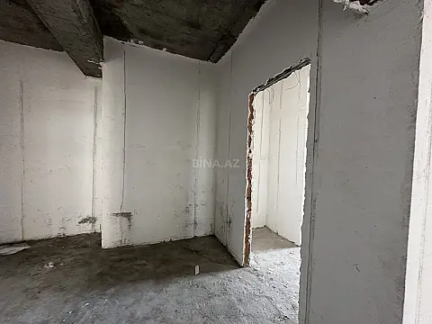 Satılır 3 otaqlı mənzil 96 m²