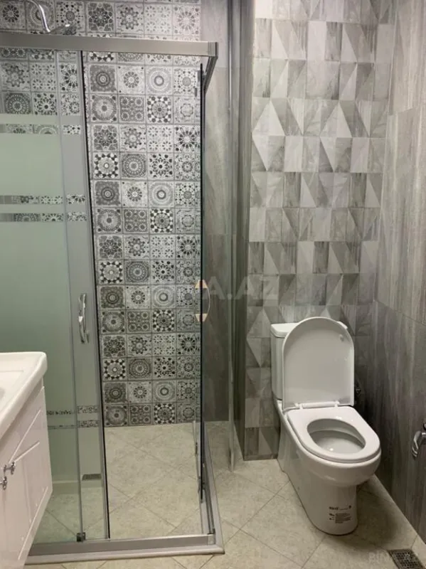Kirayə verilir 3 otaqlı mənzil 110 m²