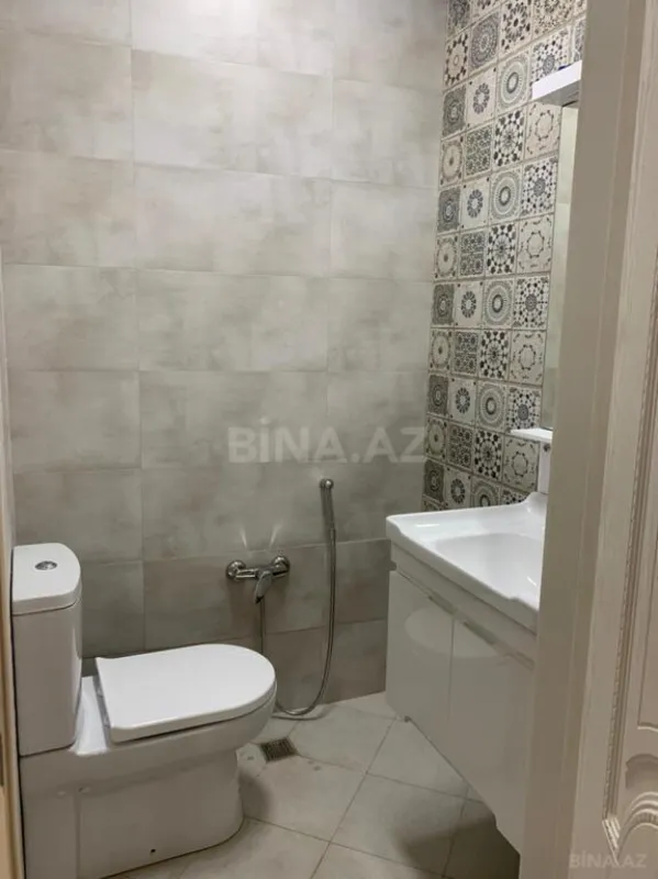 Kirayə verilir 3 otaqlı mənzil 110 m²
