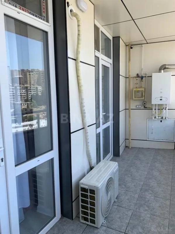 Kirayə verilir 3 otaqlı mənzil 110 m²