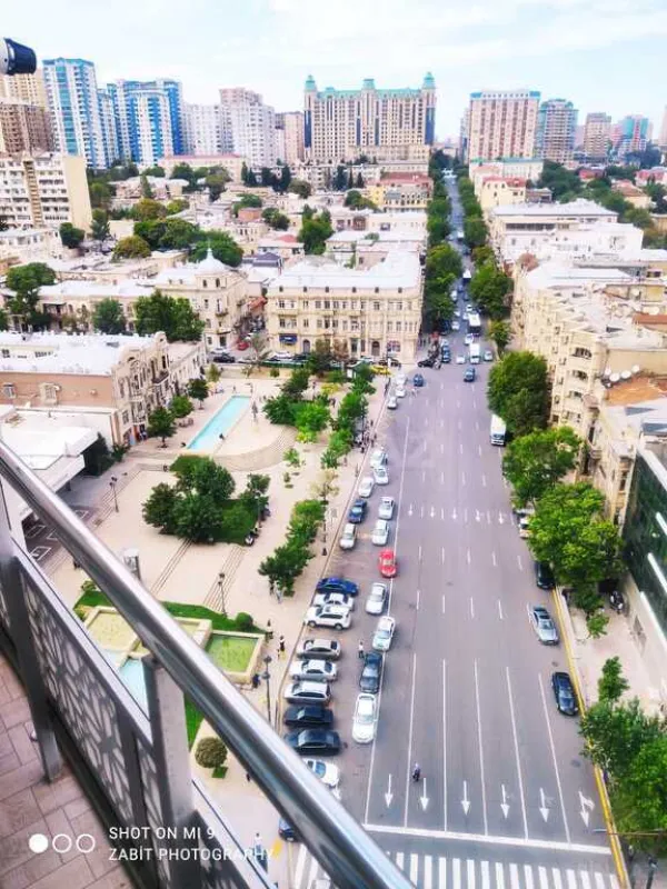 Kirayə verilir 3 otaqlı mənzil 110 m²