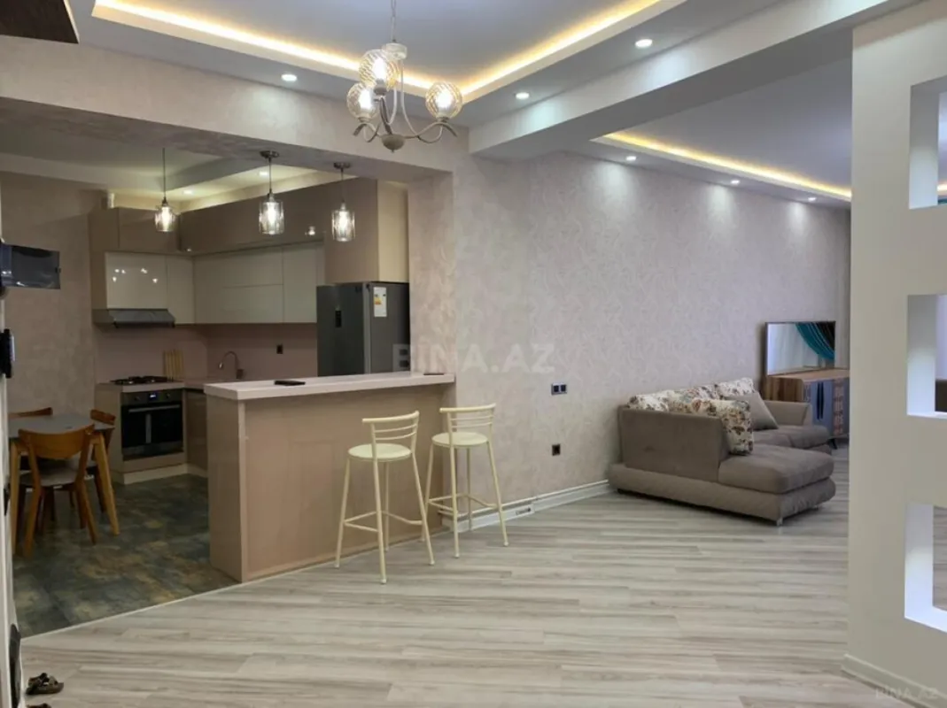 Kirayə verilir 3 otaqlı mənzil 110 m²