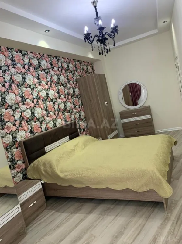 Kirayə verilir 3 otaqlı mənzil 110 m²