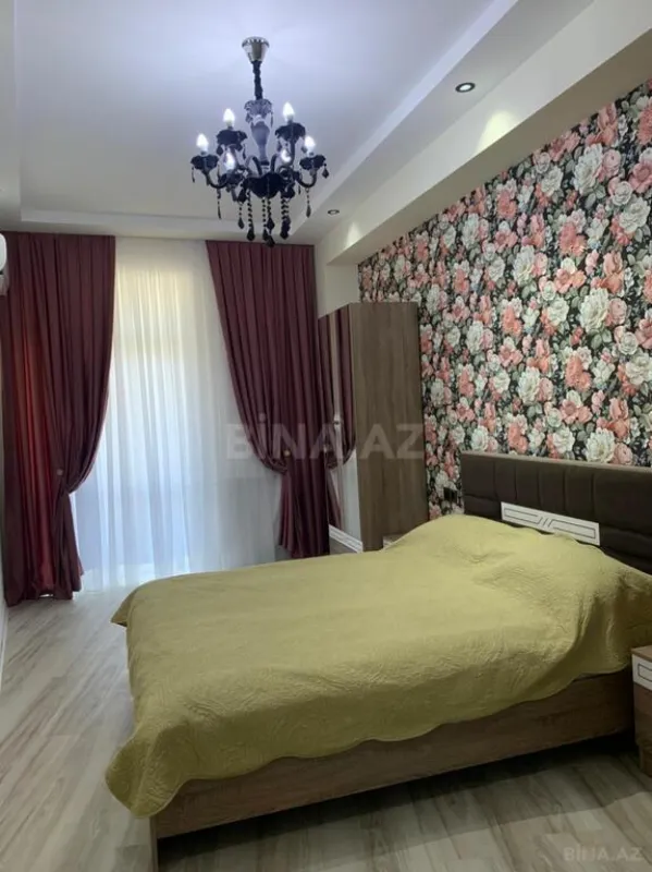Kirayə verilir 3 otaqlı mənzil 110 m²