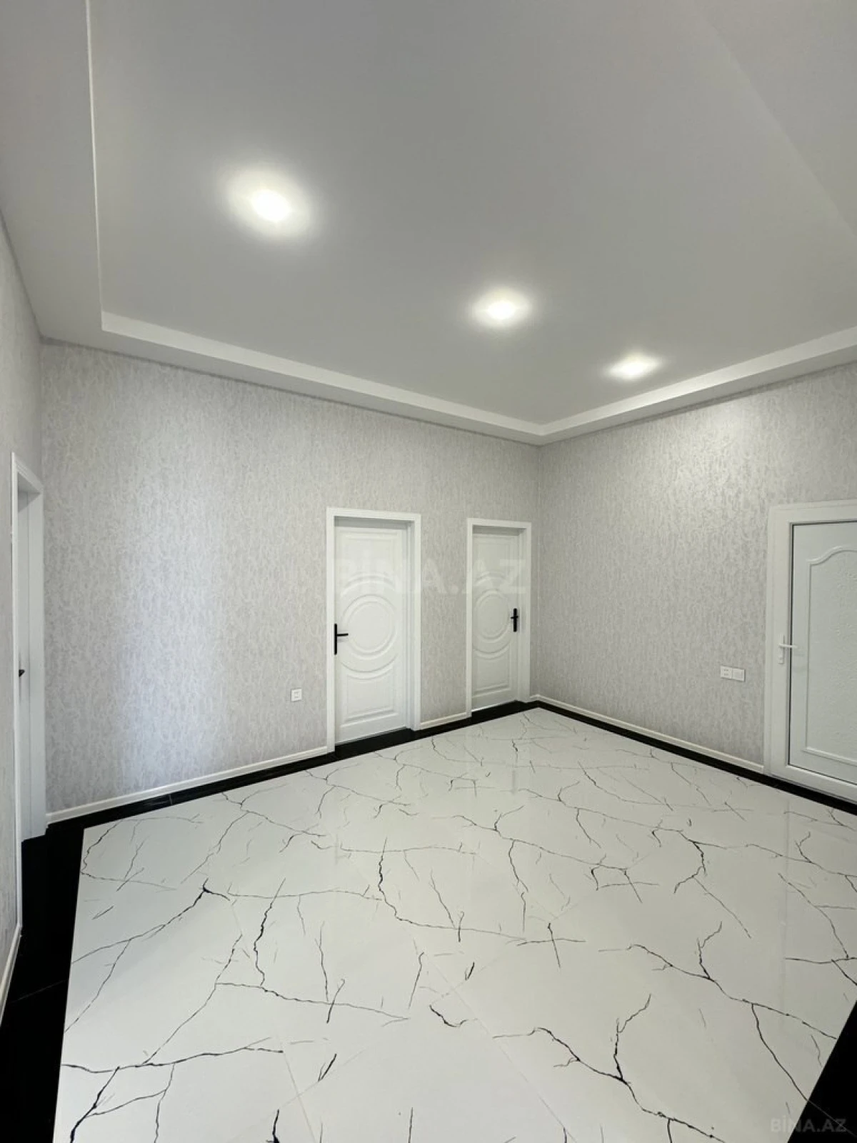 Satılır 4 otaqlı həyət evi 135 m²