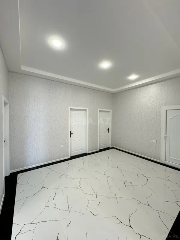 Satılır 4 otaqlı həyət evi 135 m²