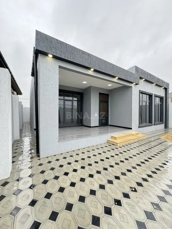 Satılır 4 otaqlı həyət evi 135 m²