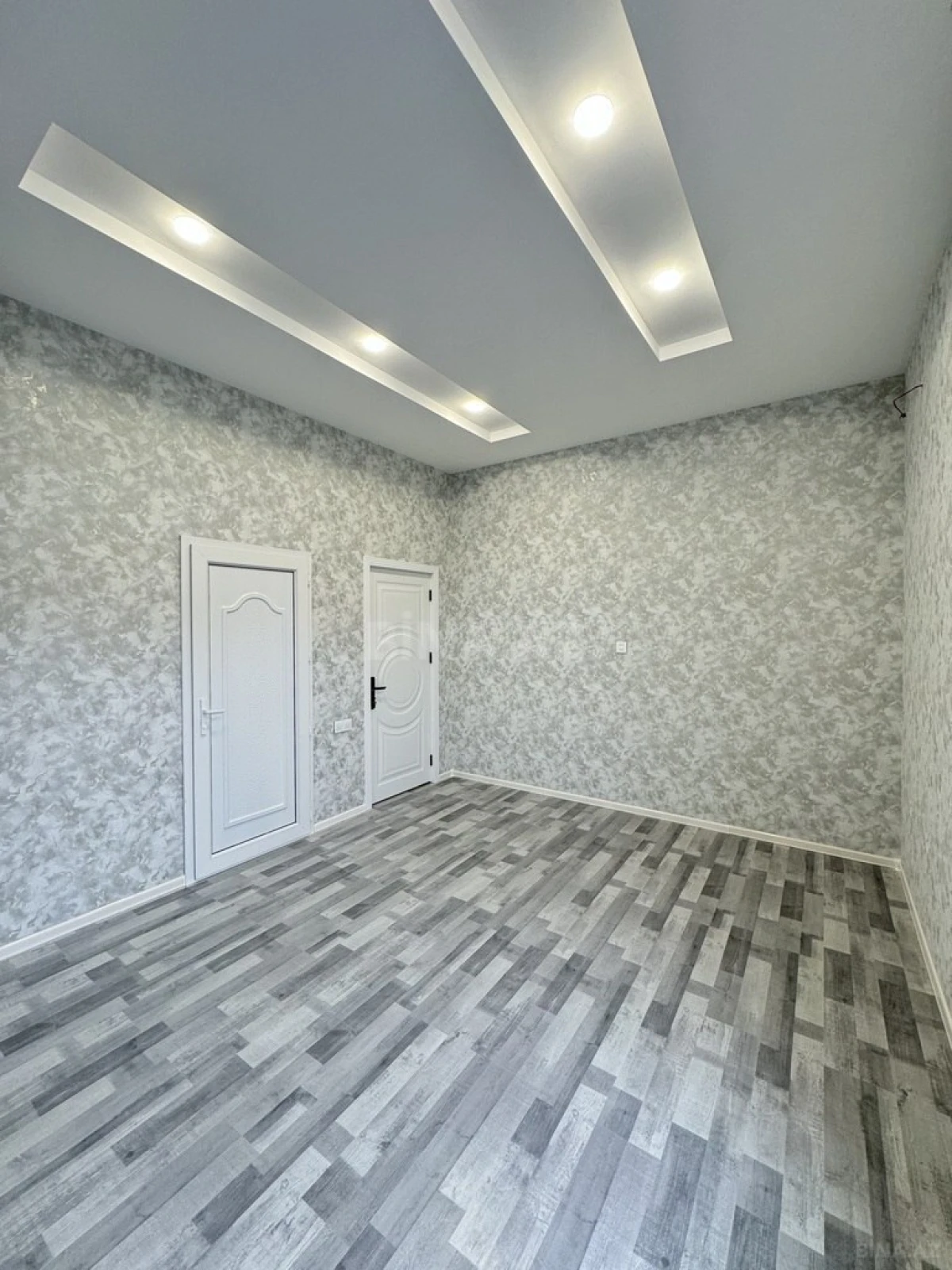 Satılır 4 otaqlı həyət evi 135 m²