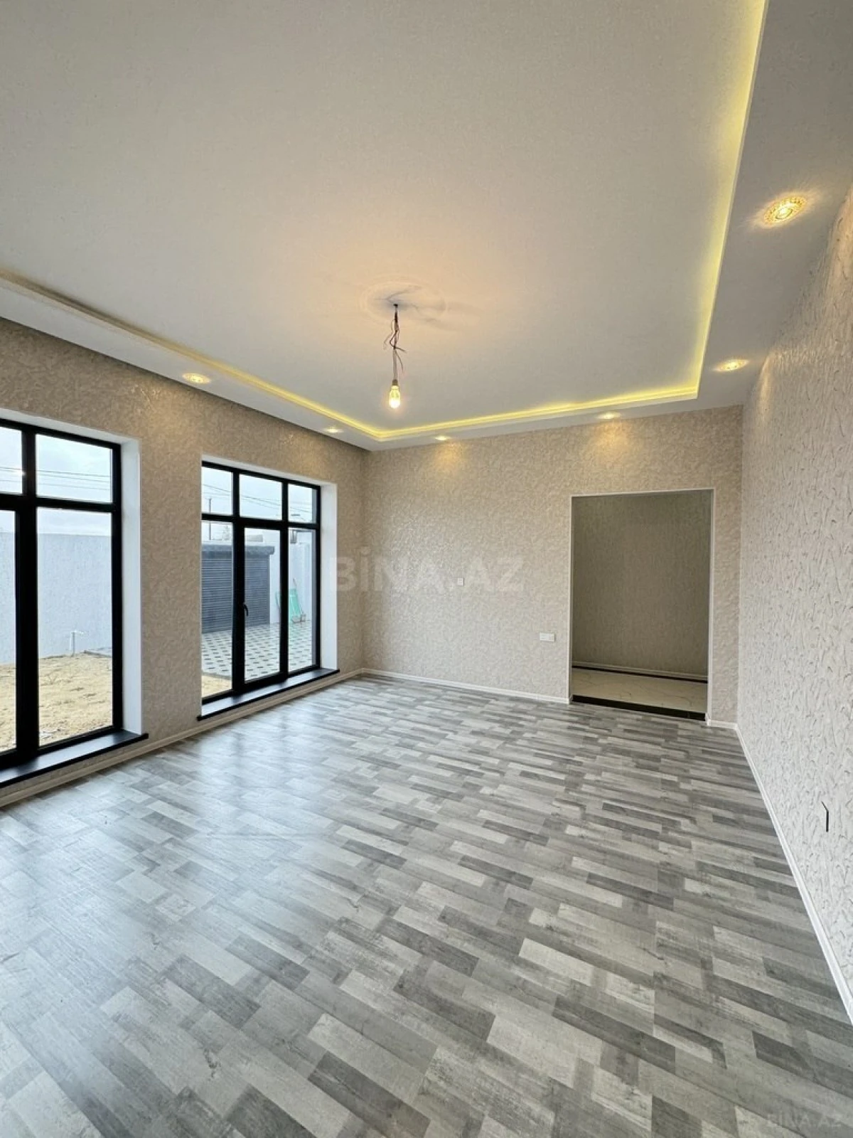 Satılır 4 otaqlı həyət evi 135 m²