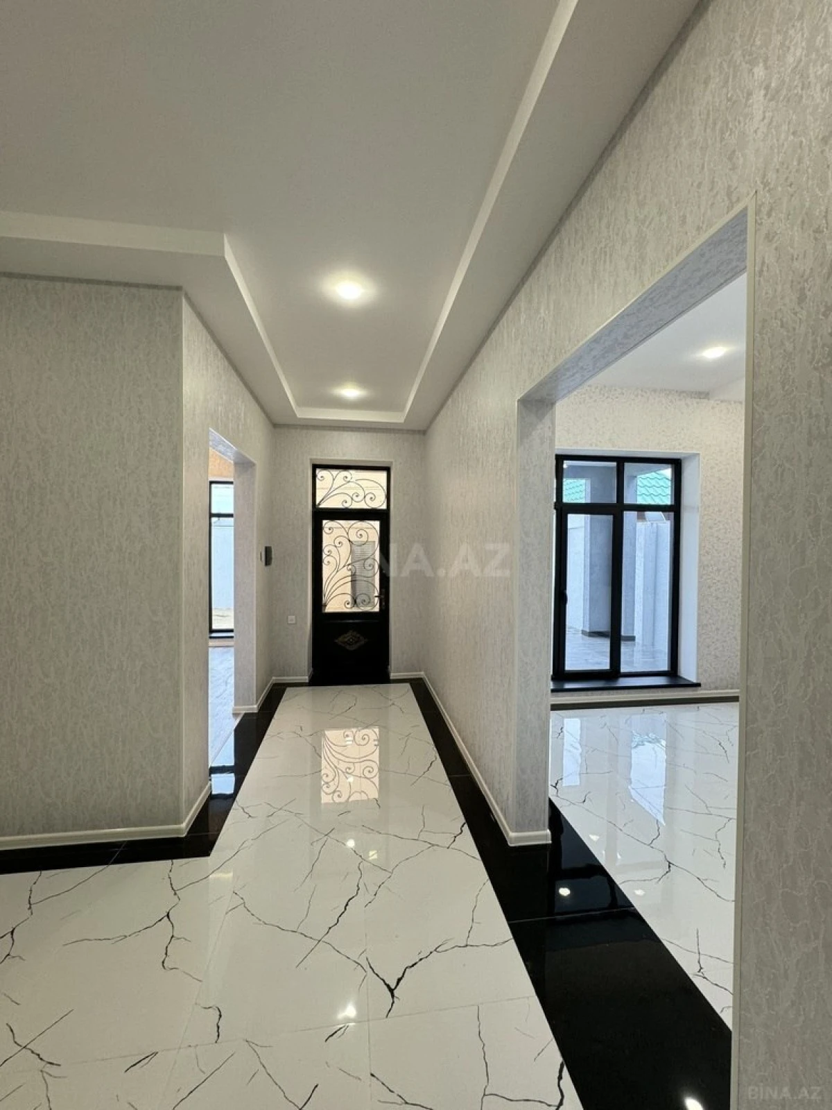 Satılır 4 otaqlı həyət evi 135 m²