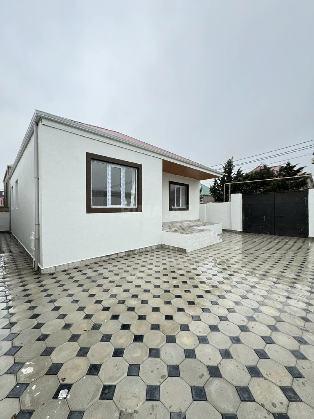 Satılır 4 otaqlı həyət evi 135 m²