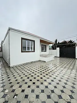 Satılır 4 otaqlı həyət evi 135 m²