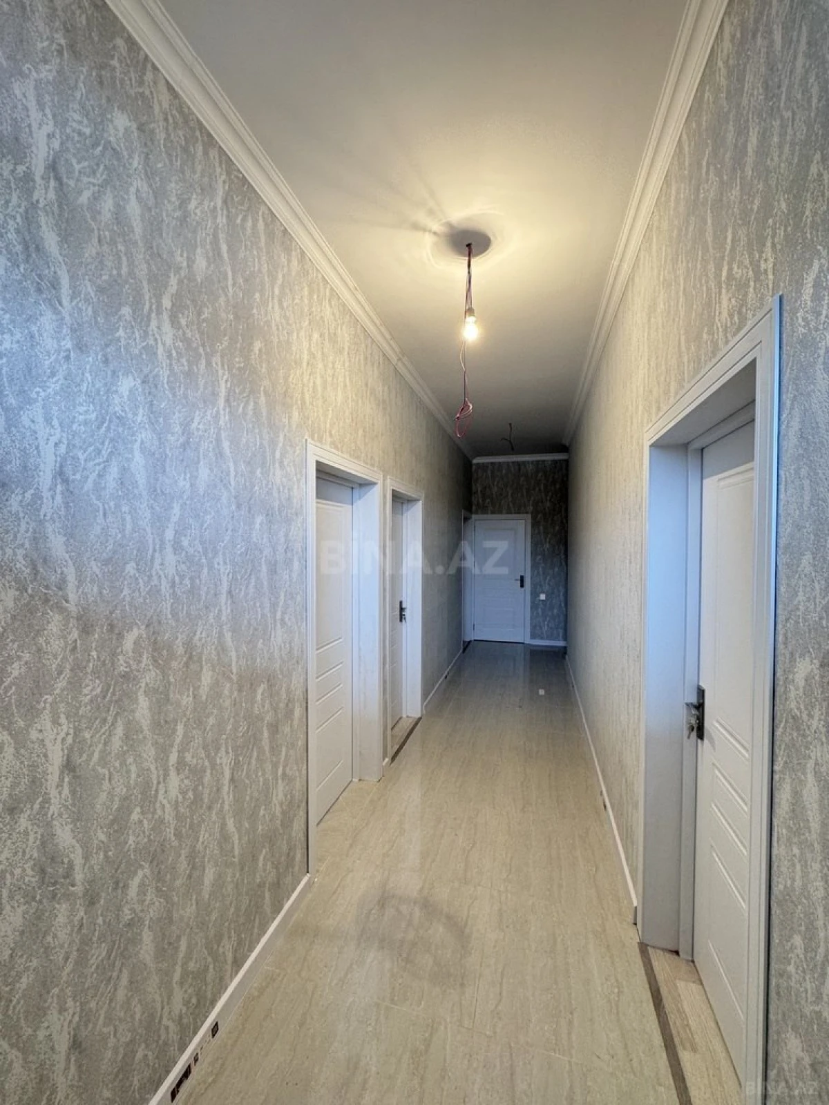 Satılır 4 otaqlı həyət evi 135 m²