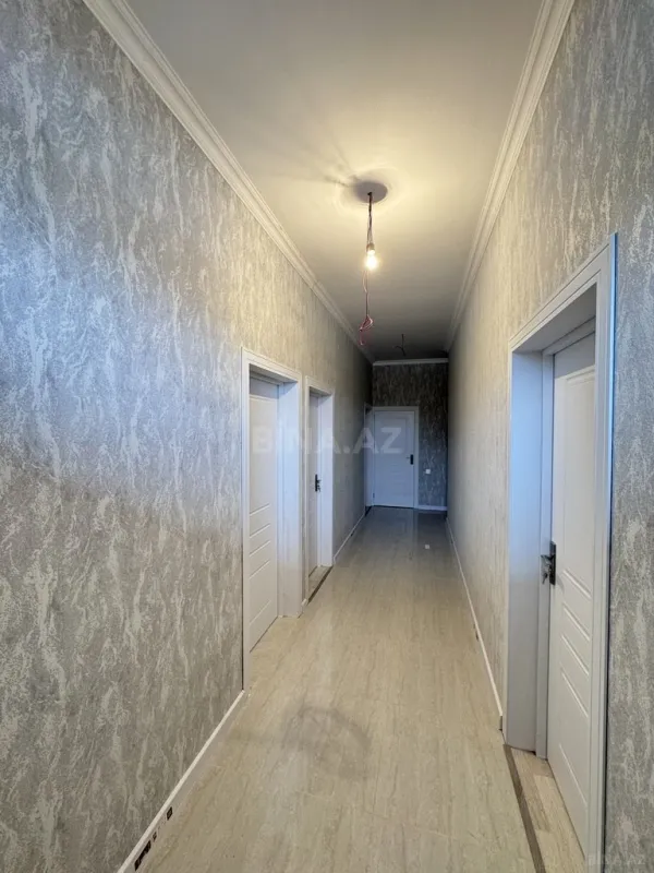 Satılır 4 otaqlı həyət evi 135 m²