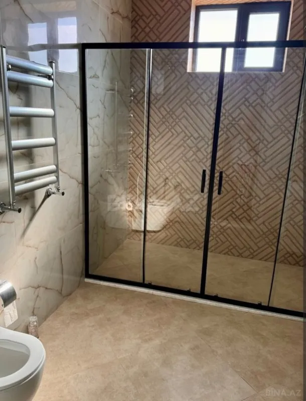 Kirayə verilir 5 otaqlı həyət evi 400 m²