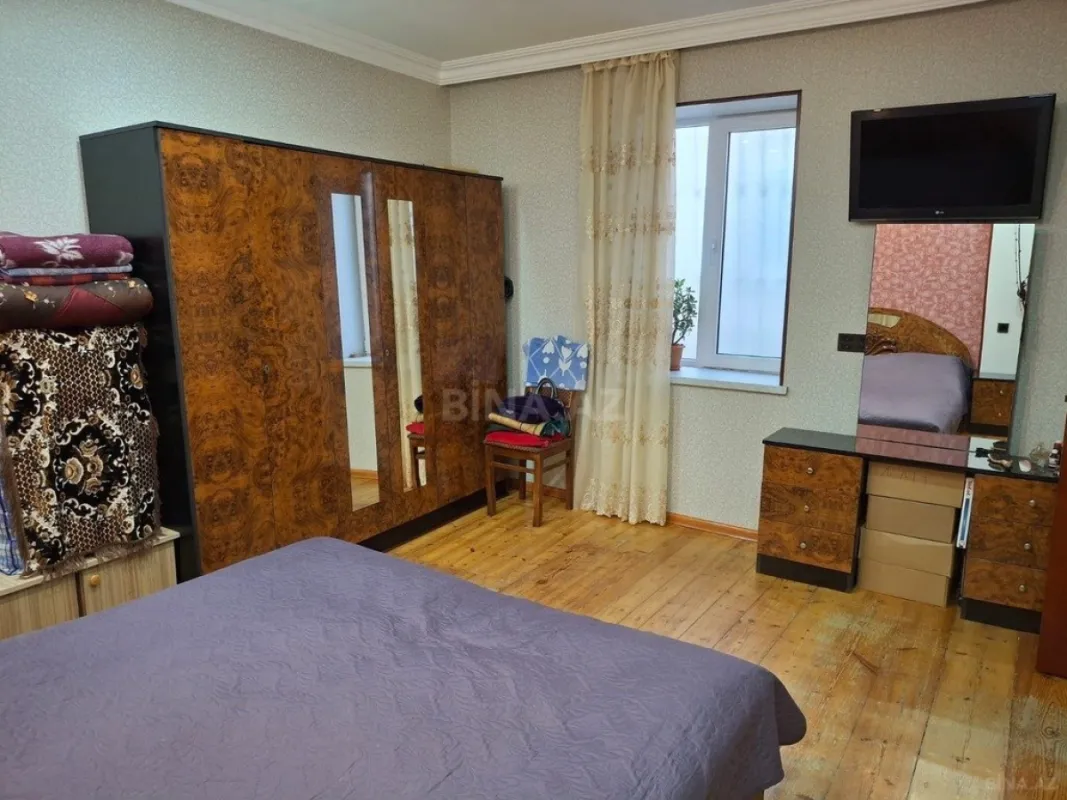 Satılır 5 otaqlı həyət evi 120 m²