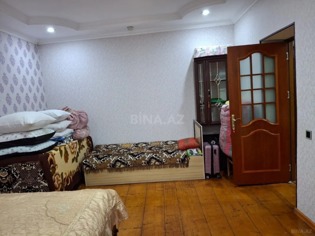 Satılır 5 otaqlı həyət evi 120 m²