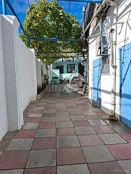 Satılır 5 otaqlı həyət evi 120 m²