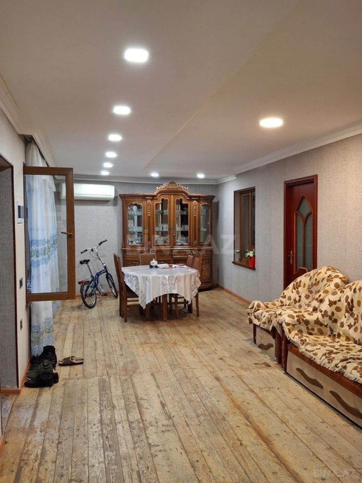 Satılır 5 otaqlı həyət evi 120 m²