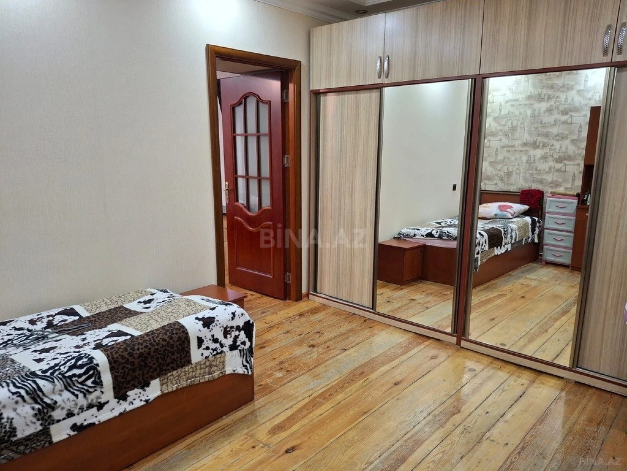 Satılır 5 otaqlı həyət evi 120 m²