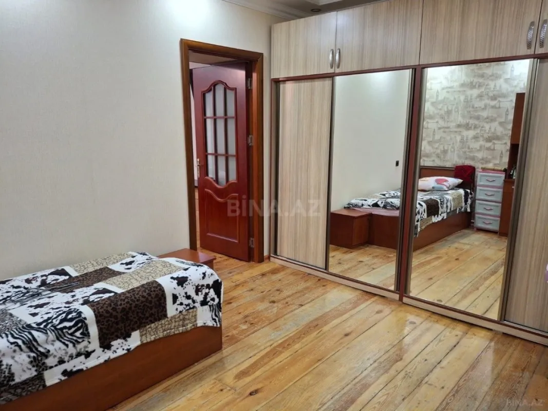 Satılır 5 otaqlı həyət evi 120 m²