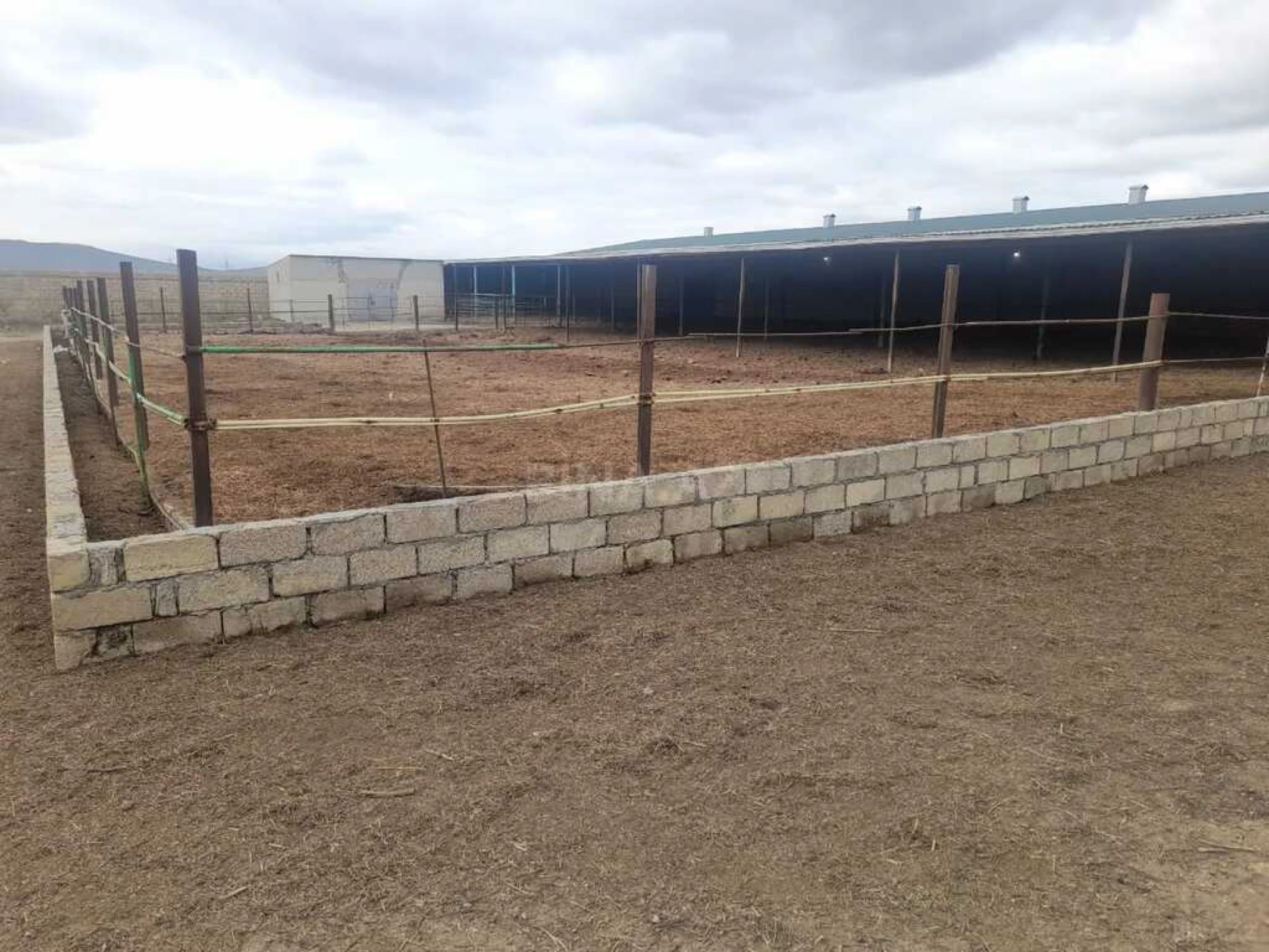 Satılır obyekt 5000 m²