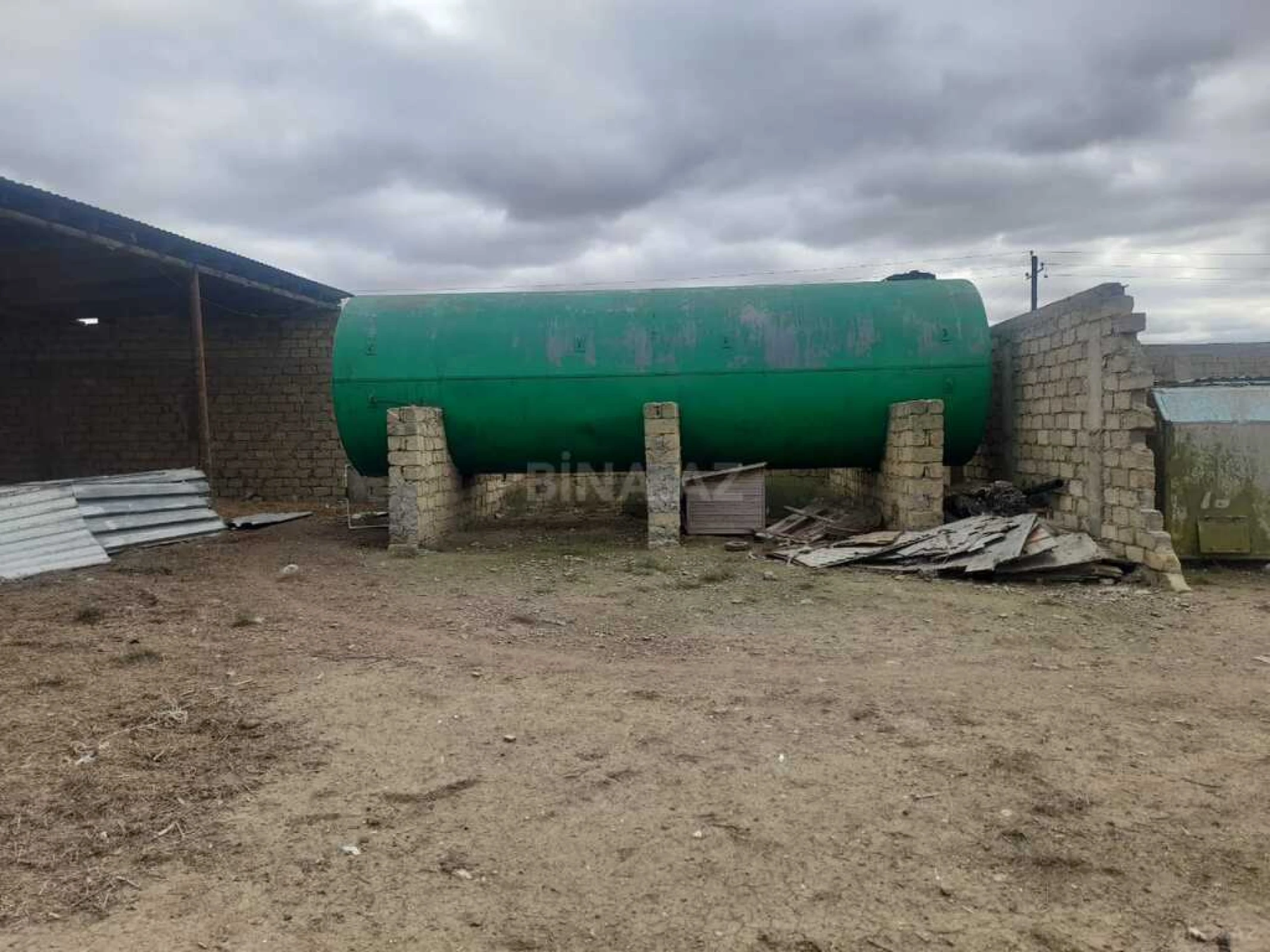 Satılır obyekt 5000 m²