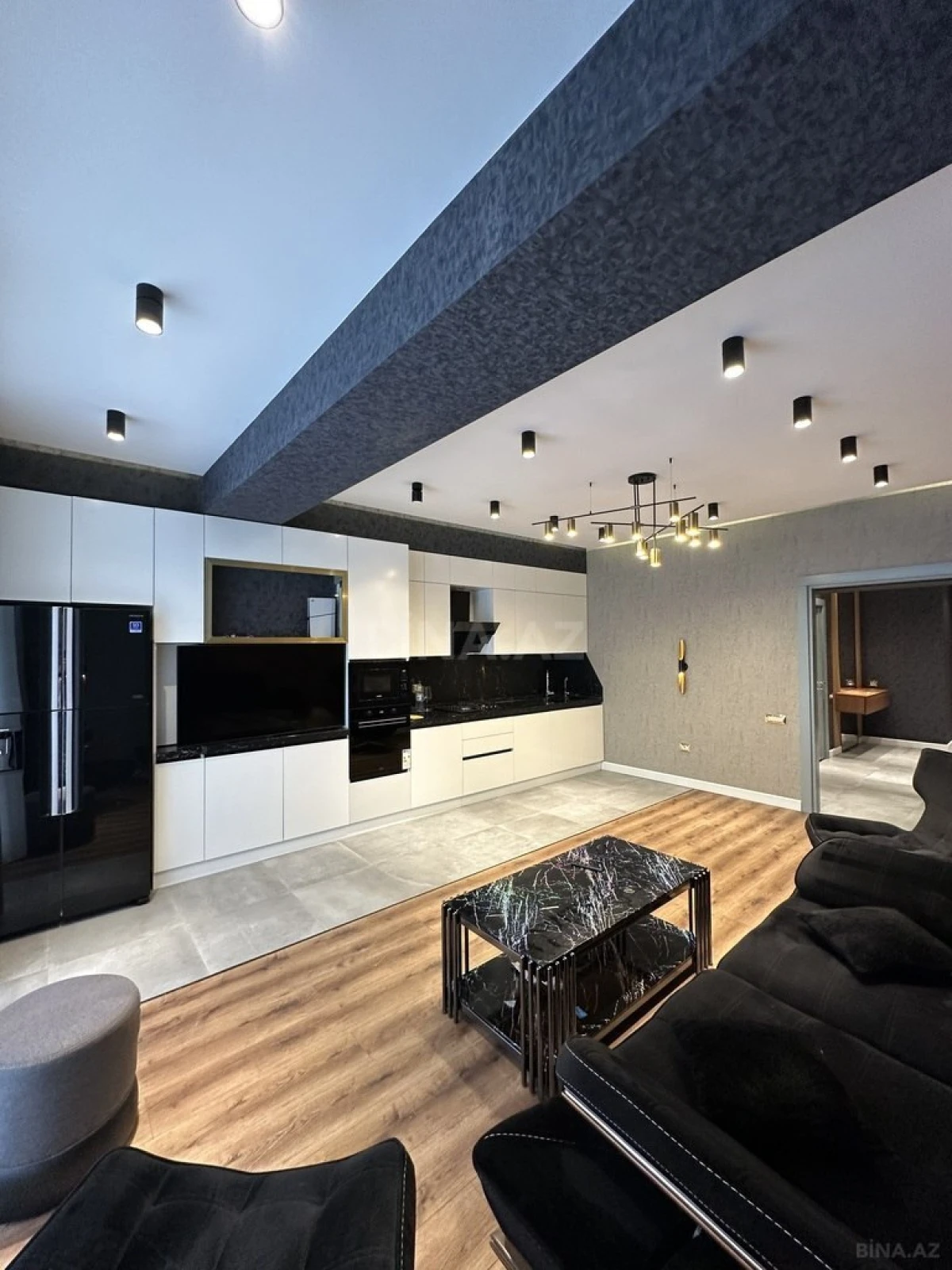 Satılır 3 otaqlı mənzil 120 m²