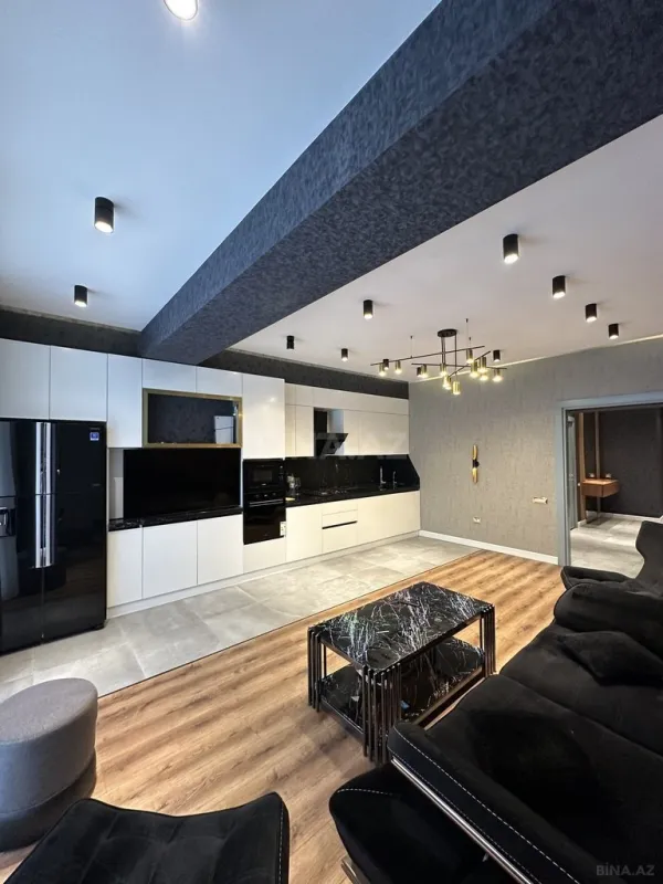 Satılır 3 otaqlı mənzil 120 m²