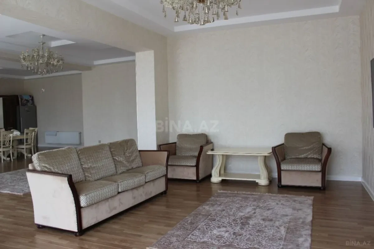 Kirayə verilir 4 otaqlı həyət evi 190 m²