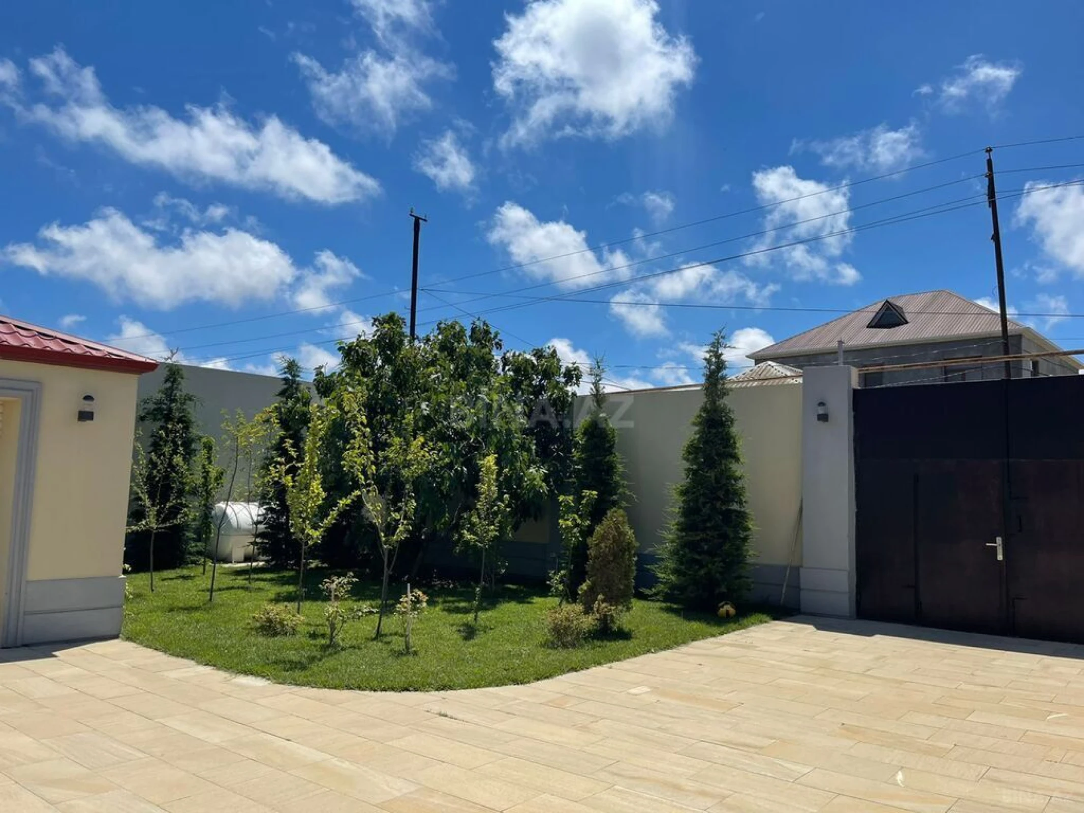 Kirayə verilir 4 otaqlı həyət evi 190 m²