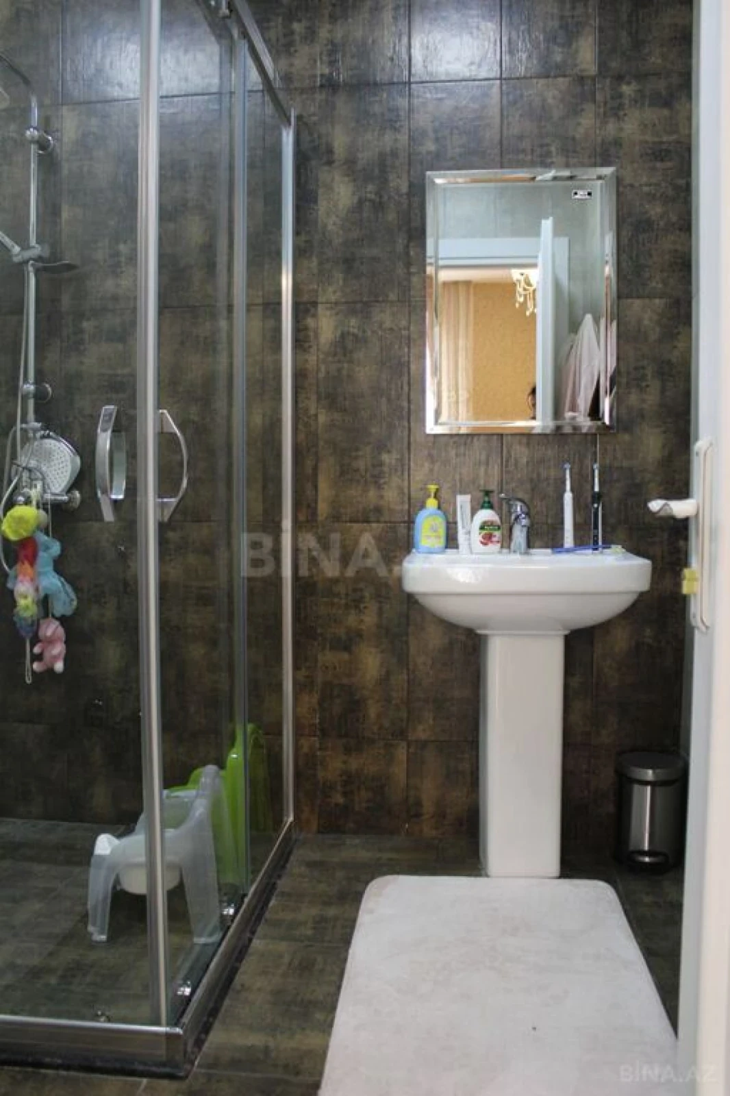 Kirayə verilir 4 otaqlı həyət evi 190 m²