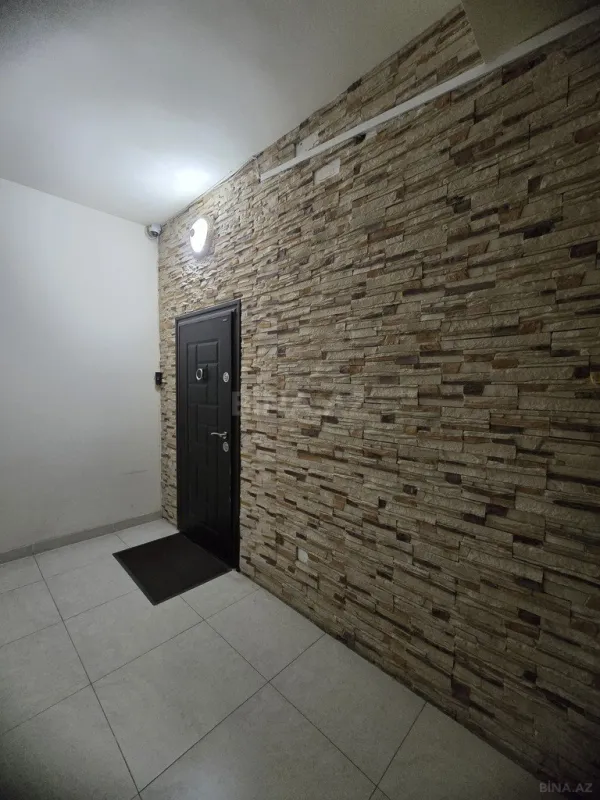 Satılır 3 otaqlı mənzil 127 m²