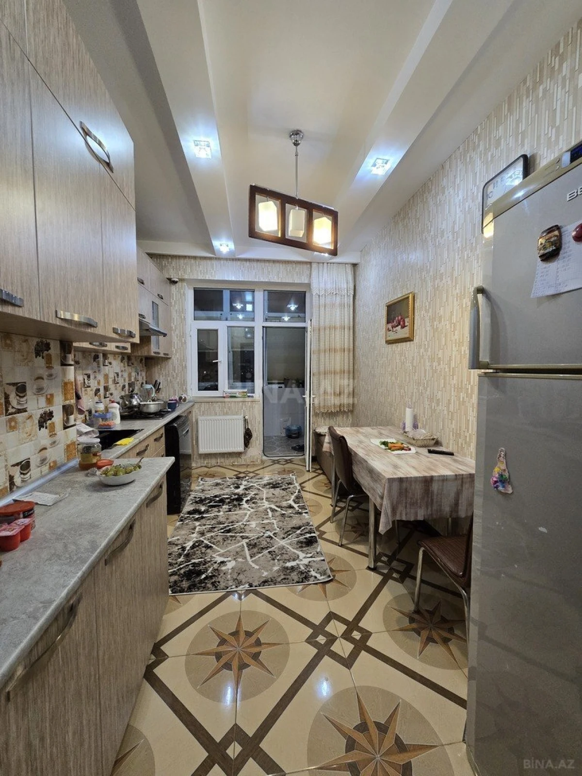 Satılır 3 otaqlı mənzil 127 m²