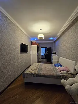 Satılır 3 otaqlı mənzil 127 m²