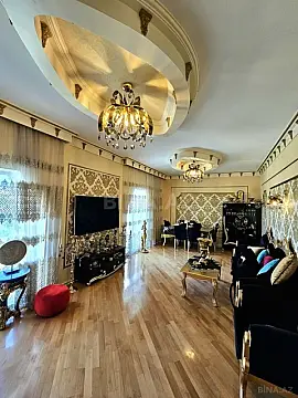 Satılır 5 otaqlı mənzil 215 m² — Bakı, Bakıxanov 5 otaq 215.00 m²